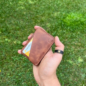 Tarjetero de cuero personalizado hecho a mano, billetera delgada, cosida a mano, billetera con bolsillo frontal