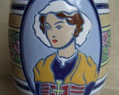 Rare Antique Large IMPERIAL AMPHORA VASE- 3 female portraits, near mint condition no damage 1920s 12.5 inches high