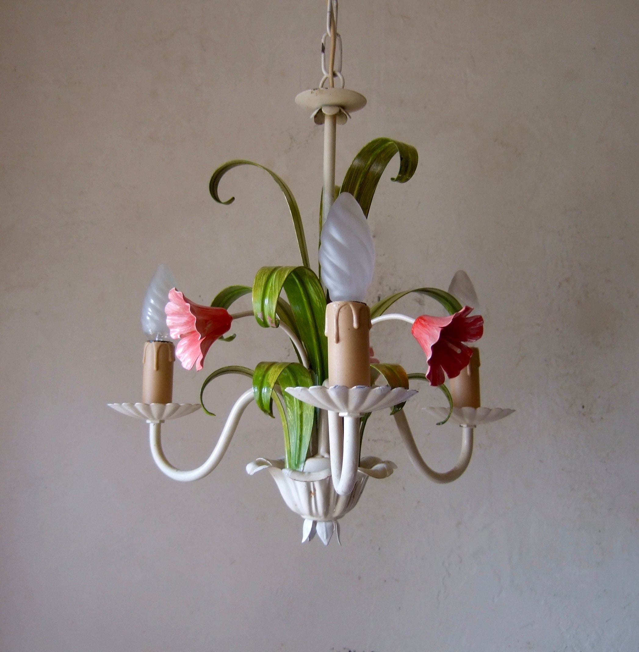 1960s Tole Metal Floral Lamp by Leviton Shabby Chic MCM 