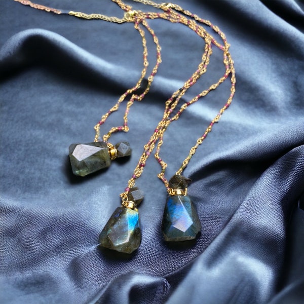 Collier bouteille d'huile essentielle de labradorite ; Deux variantes de formeCollier flacon de parfum ; Collier de pierres précieuses ; Bijoux pour chakras ; Bijoux de guérison