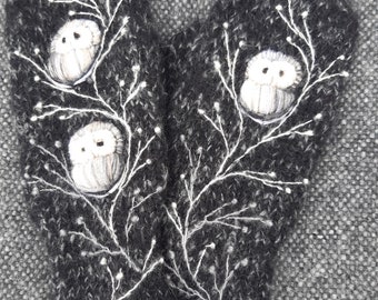Mitaines d'hiver en laine mérinos et mohair tricotées à la main, accessoires d'hiver, broderie, hibou, gris et blanc. Vie écologique. Cadeau de la Saint-Valentin pour lui