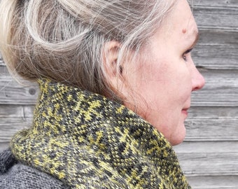 Bufanda infinita de lana merino tejida con patrón de isla justa, bufanda nórdica, accesorios de invierno, bufanda infinita gruesa, regalo para él, regalo para ella.
