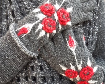 Knitted and felted winter gloves with embroidery roses,winter accessories,soft and casual Christmas gift,gift for her,warm winter gloves.