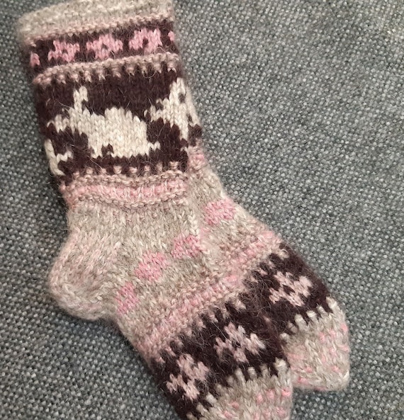 Hand knitted kids socks with rabbit,soft and casual kids socks,lovely gift for kids,kids clothing.Happy Easter! Happy rabbit.
