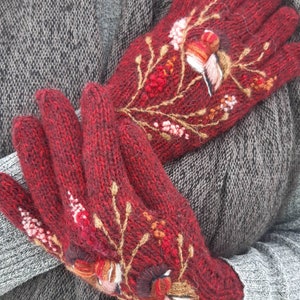 Hand knitted merino wool gloves with embroidery bird and Scottish heather,soft and casual winter accessories,lovely Christmas gift for her.