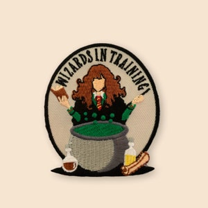 Hermione / Harry Potter inspirierte ""Zauberer im Training"" gesticktes Bügelbild."