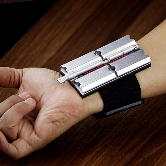 スパイダーマン 【SALE中】スパイダーマン ウェブシューターSALE中