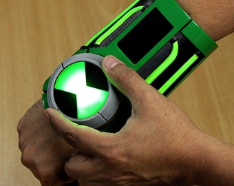 Alien bracelet - green