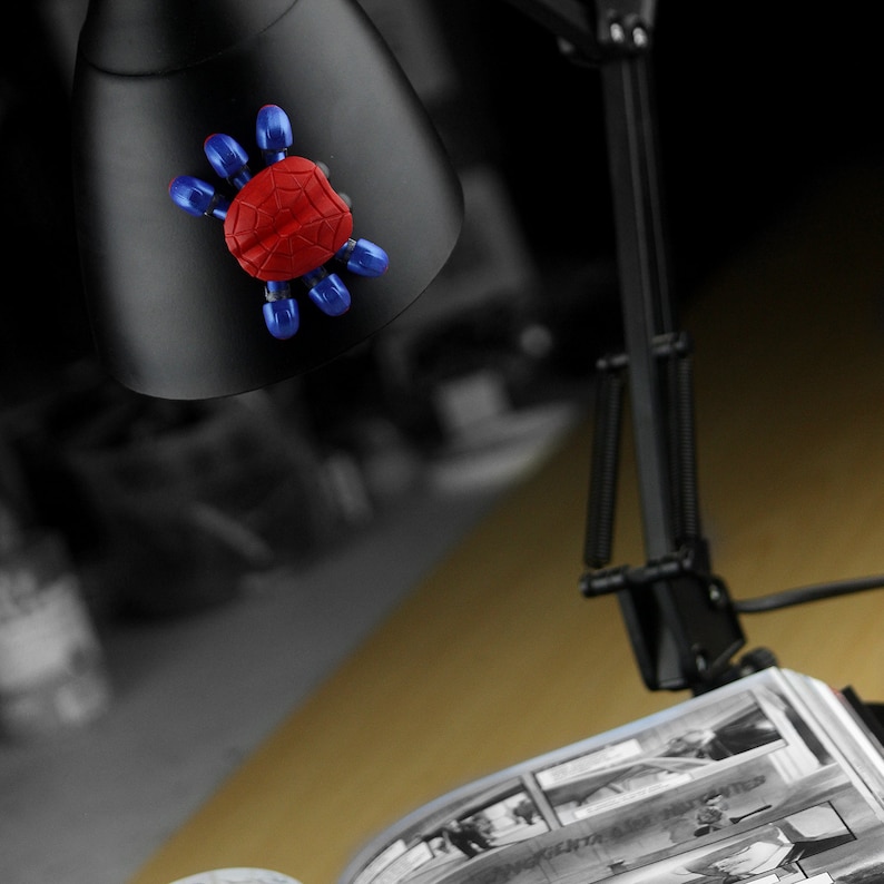 Magnetic spider image 6