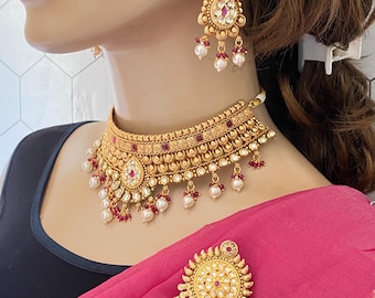 Gold Plated/Antique look,Floral Design Brooch, Saree Pin,LCT stone,Wedding Accessories,Traditional Pin,Maharashtrian/Pattu saree Jewelry