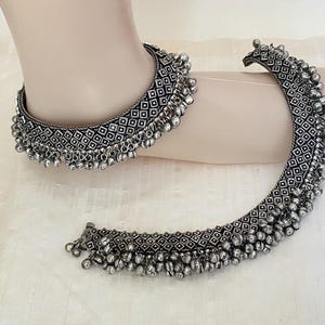Oxidized Silver Chain Anklets with Ghungroos,Boho Anklets,Dandia Anklets,Indian Bollywood Jewelry,Ghungroos Payalets