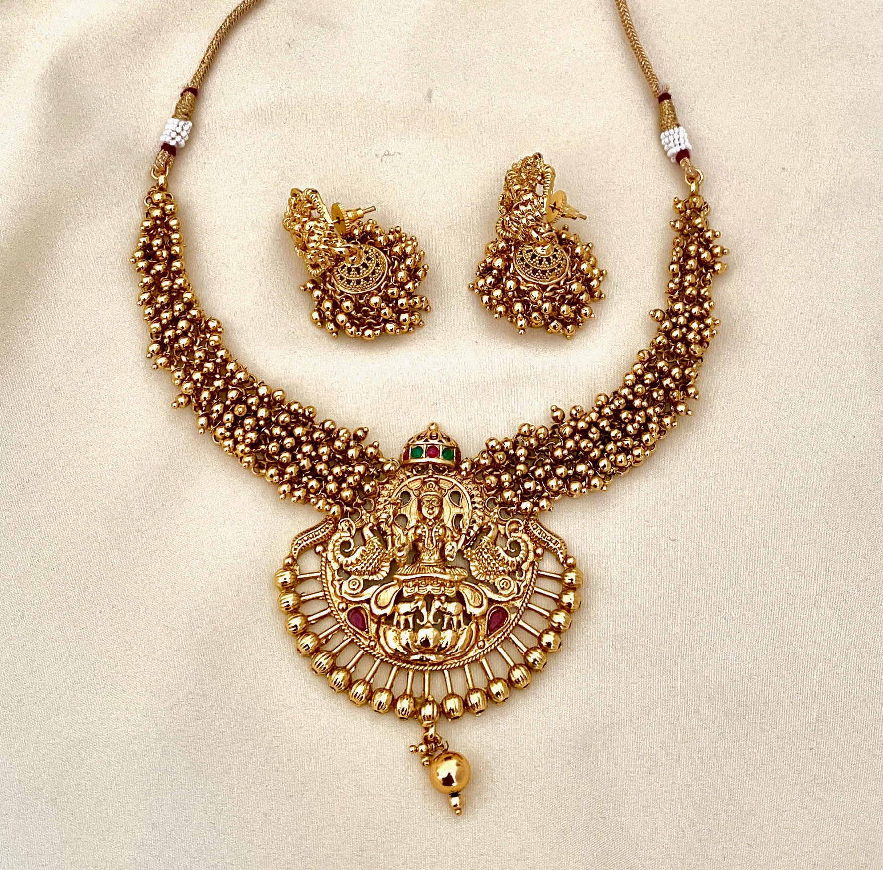 Gold Finish Ruby green Kemp Stone gold Beaded Chain temple Necklace With Jhumka Earrings south Indian Jewelry lakshmi Pendant Etsy Canada