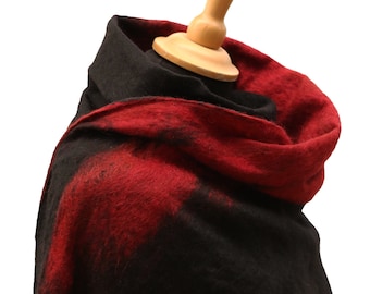 Bufanda de invierno, bufanda de lana merino roja y negra afieltrada, hecha a mano.