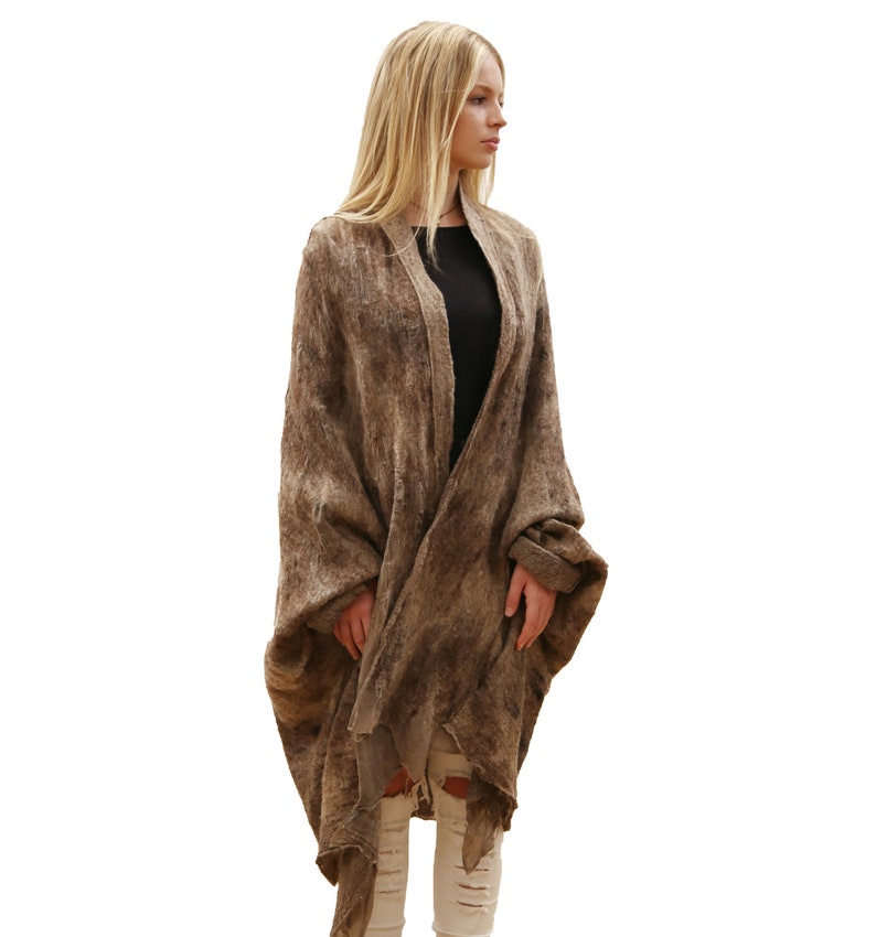 Burning man woman wrap, Shaman women coat, Hand felted nomad wool coat in beige and brown, natural wool coat, image 3