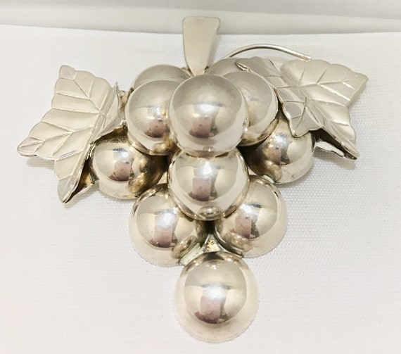 Vintage Sterling Silver Grape Brooch/Pin - image 2