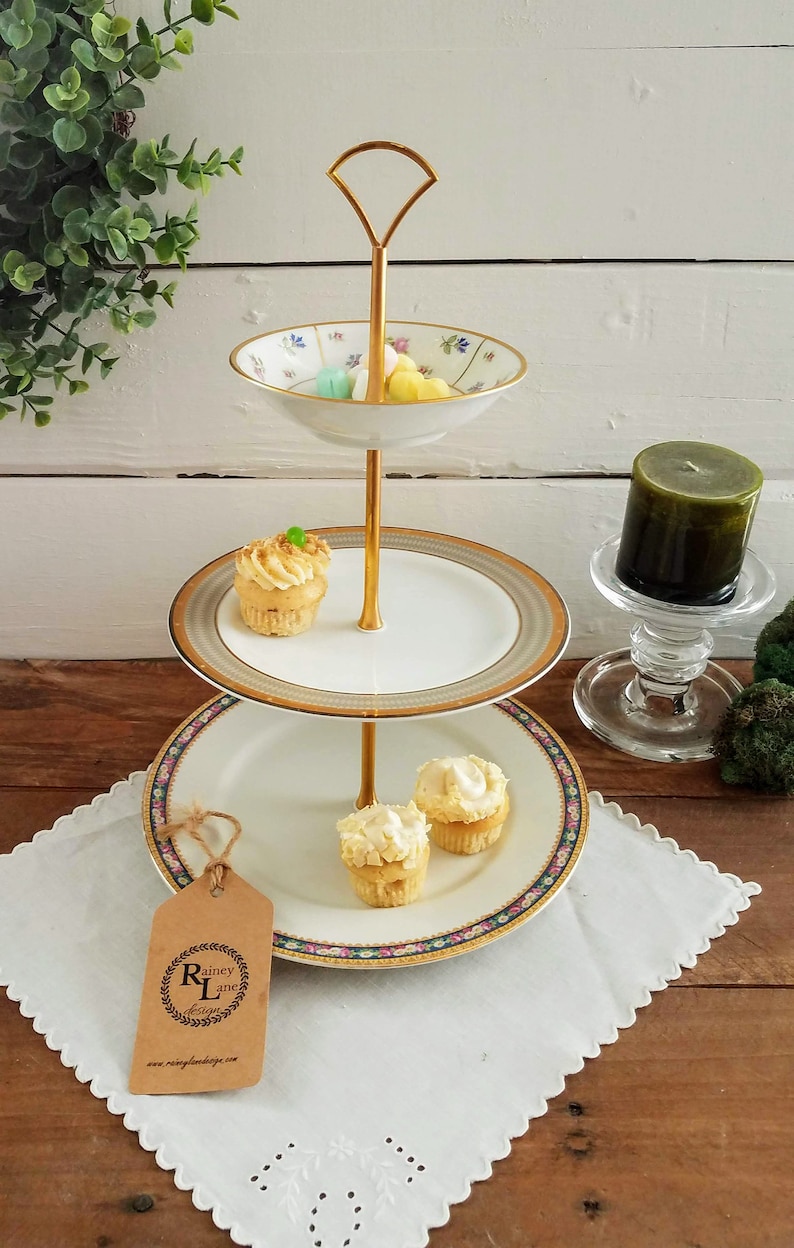3 Tiered Vintage China Cupcake Stand * Our "Everything Plate Stand" can Display/Decorate/Organize/Serve * Bathroom, Kitchen, Office, etc. bild 6
