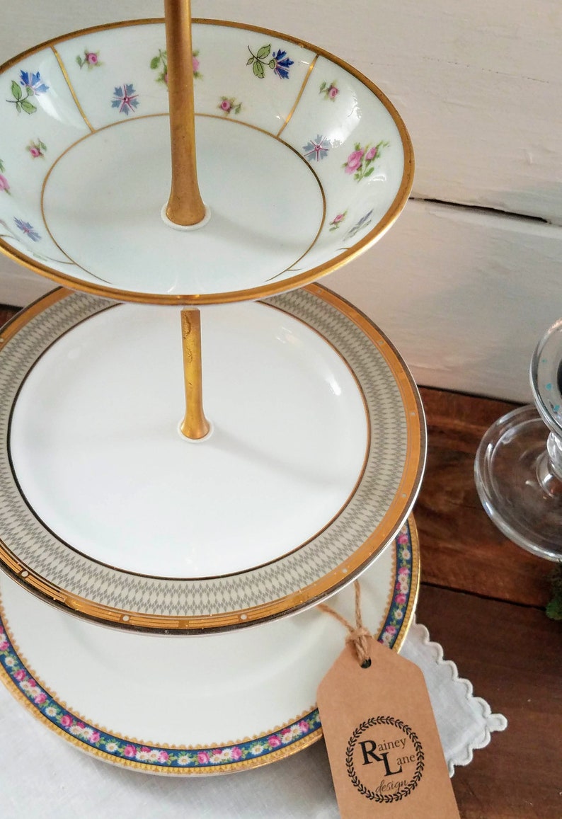 3 Tiered Vintage China Cupcake Stand * Our "Everything Plate Stand" can Display/Decorate/Organize/Serve * Bathroom, Kitchen, Office, etc. bild 4