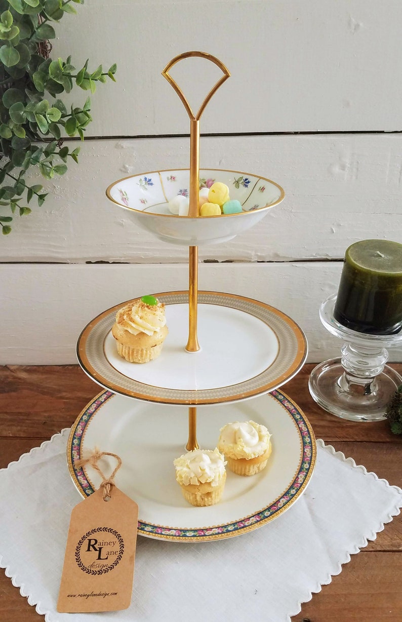 3 Tiered Vintage China Cupcake Stand * Our "Everything Plate Stand" can Display/Decorate/Organize/Serve * Bathroom, Kitchen, Office, etc. bild 10