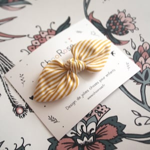 Baby/little girl fabric bow barrette