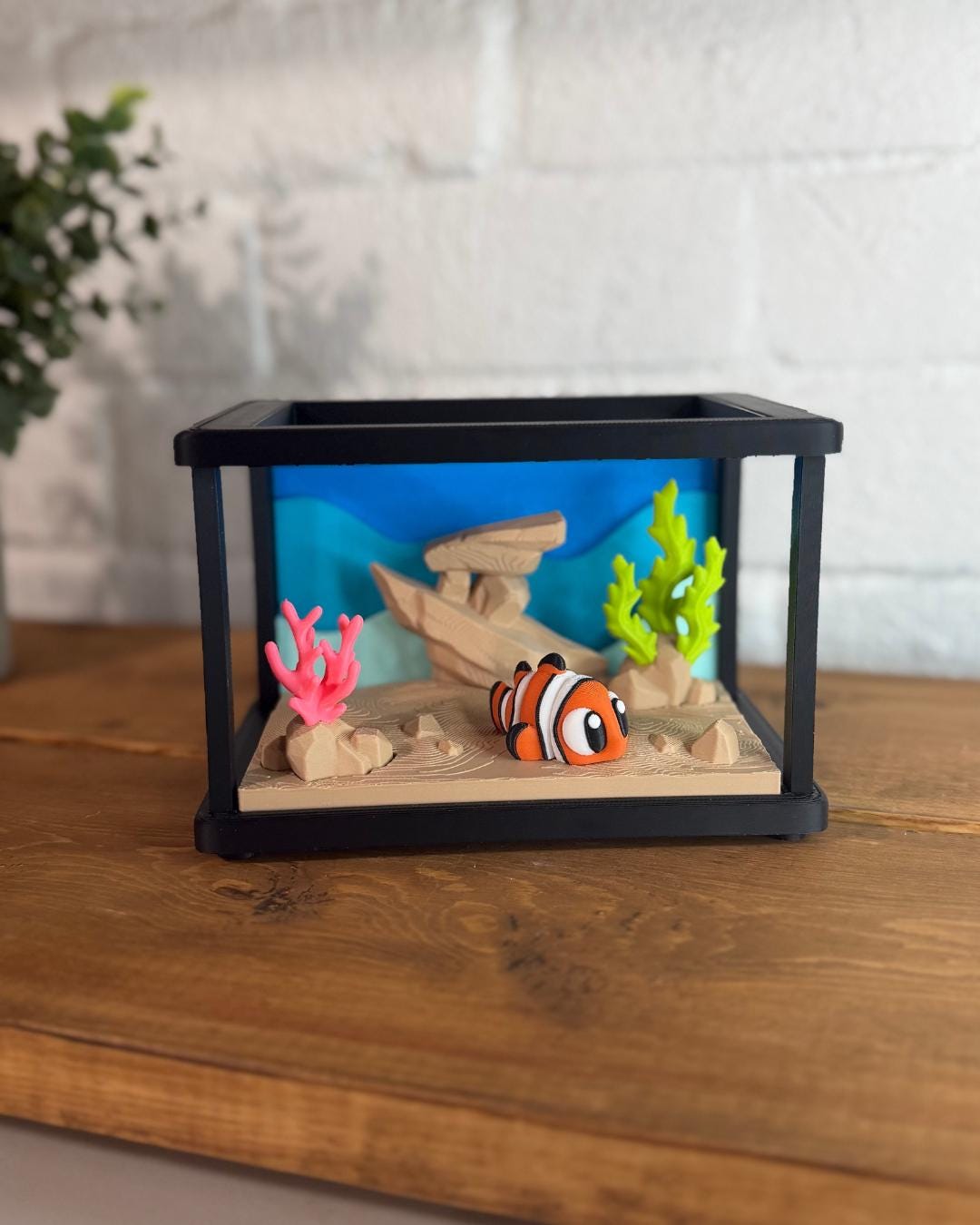 3D Printed Fish Tank Toy Playset With Flexi Clownfish | Ocean Sensory ...