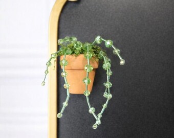 Beaded Flower Plant Magnet, Handmade Fridge Magnet, Mini Potted Plant Decor, Cute Kitchen Magnet, Gift for Plant Lovers
