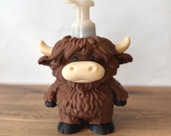 Highland Cow Soap Holder for Bath & Body Works Foaming Soap | Farmhouse Bathroom Decor | Cute Cow Soap Stand | Rustic Home Accessory