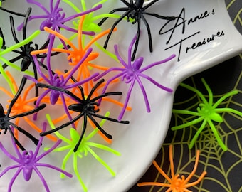 Plastic  spiders  | Halloween spider embellishments | fake  spider embellishments