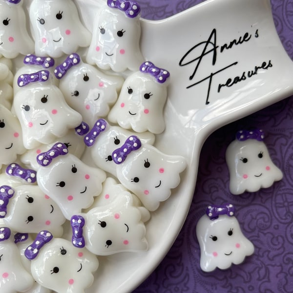 Ghost with bow halloween cabochon | Halloween flat back resin charms | Halloween ghost for crafting