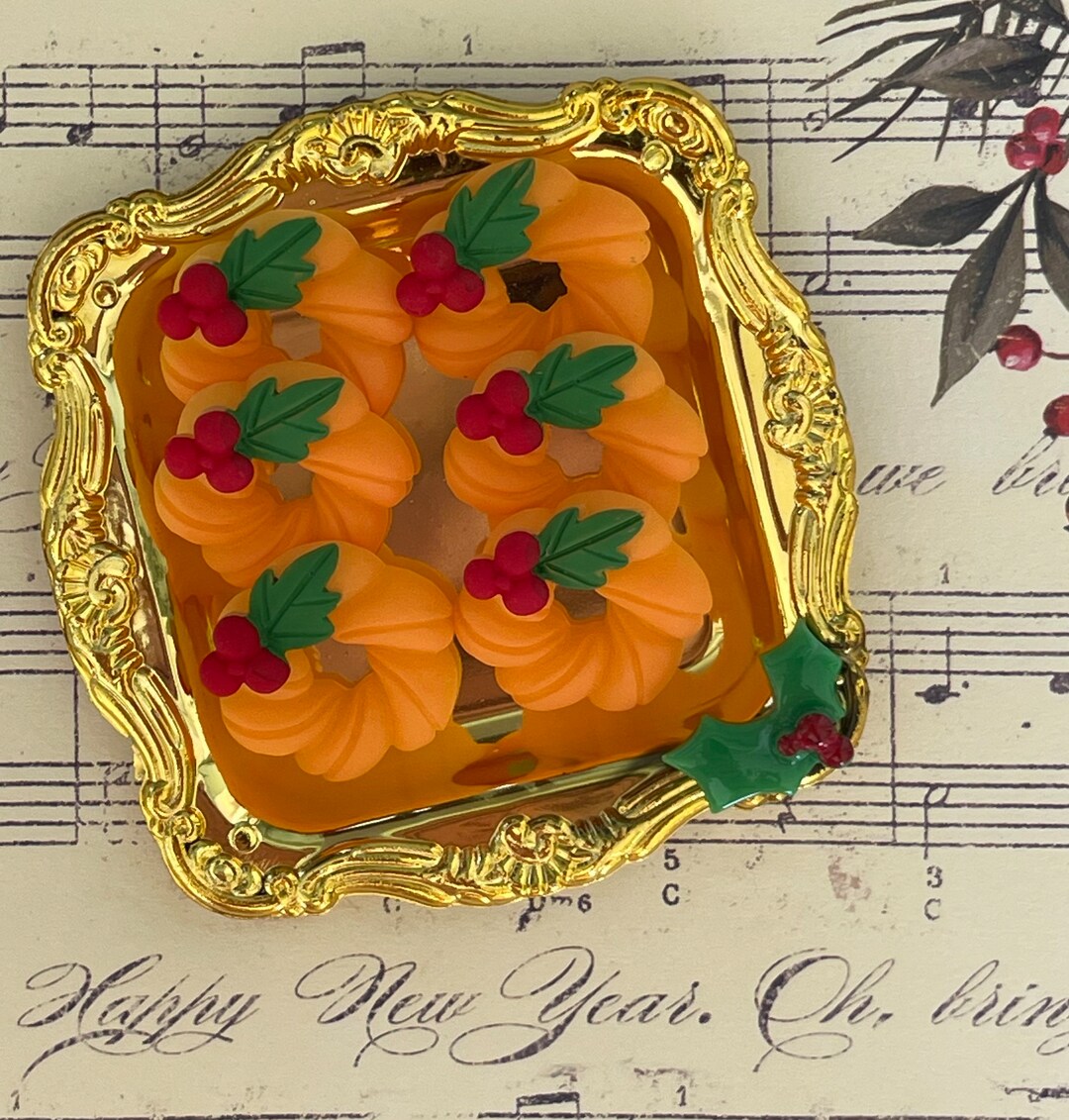 christmas-mini-cookie-platter-christmas-elf-props-doll-house-cookie