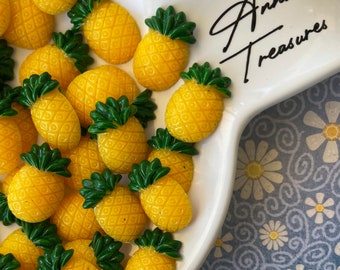 Pineapple  cabochons | flat back pineapple cabochons | resin pineapples