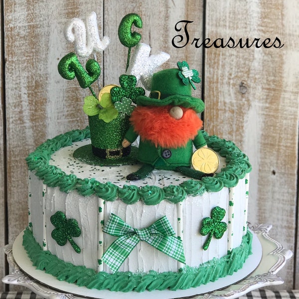 fake st patricks day cake | fake cakes | faux st Patricks day cake | fake and bake | faux cakes | fake sweets | faux sweets | realistic cake