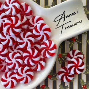 Caramelo de menta de resina falsa pequeña / Caramelo de menta de cuentas falsas rojas / Caramelo de menta con agujero