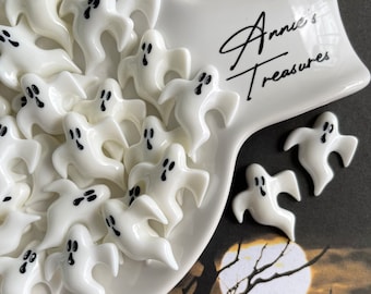 Spooky Ghost halloween cabochon | Halloween flat back resin charms | Halloween ghost for crafting