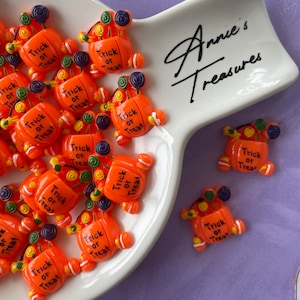 Steals & Deals| Resin Pumpkin candy cabochons for Halloween | Trick or treat flat back Cabochons | Halloween cabochons for crafting