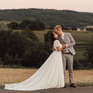 Classic Boho Wedding Dress, Short Sleeve Romantic Wedding dress, Deep V Classic Bridal Gown, Lace and Chiffon Wedding Dress With Train