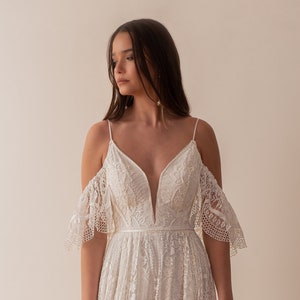 Summer Wedding Dress, Beach Wedding Dress, Boho Lace Wedding Dress, Short Sleeve Wedding Dress, Fit and Flare Wedding Dress