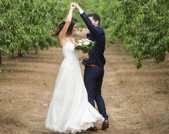 Classic and delicate Wedding Dress, Personalized Boho Wedding Dress, Lace Wedding Dress, Chiffon Wedding Dress, Romantic Wedding Dress