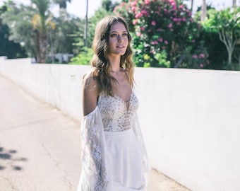 Boho Wedding Dress, Bohemian Wedding Dress, Beach Wedding Dress, Flutter Sleeve Dress, Open Back Wedding Dress, Long Sleeve Dress, Lace Top