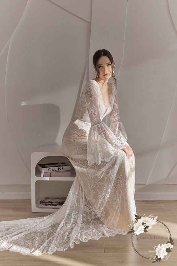 a line wedding dress with bell sleeves A-Line Boho Country Lace Wedding Dress Vintage Bell Long Sleeves Casual Destination Gown