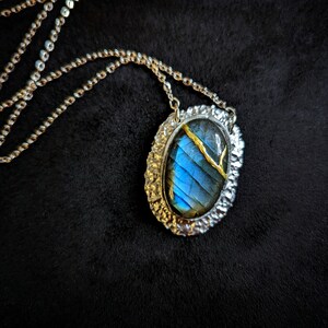 labradorite blue flash kintsugi repaired with gold broken stone necklace pendant talisman silver flashy