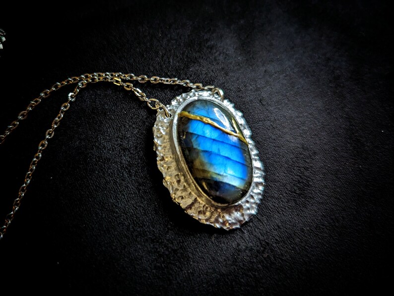 labradorite blue flash kintsugi repaired with gold broken stone necklace pendant talisman silver flashy
