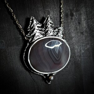 Fox in the Forest Botswana Agate Handmade Necklace - Gemstone Pendant - Forestcore - Winter immagine 4