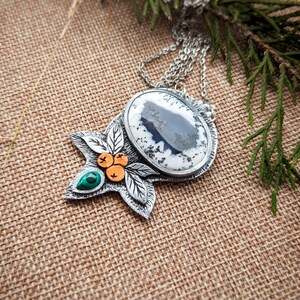 dendrite dendritic agate malachite green holly berry leaf leaves holiday Christmas winter silver copper mixed metal nature natural forest inspired handmade necklace pendant jewelry
