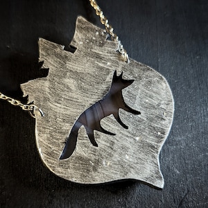 forest jewelry pendant quartz healing protection tree pine conifer winter braid silver polymer clay forestcore witch witchy dark academia fox wolf dog cat animal forest animal