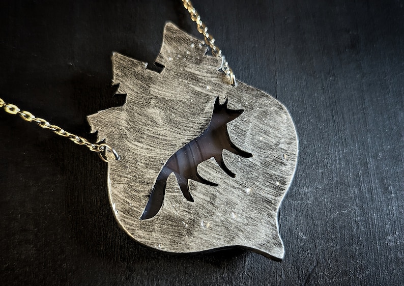 forest jewelry pendant quartz healing protection tree pine conifer winter braid silver polymer clay forestcore witch witchy dark academia fox wolf dog cat animal forest animal