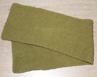 Vintage Mid-Century Handmade Forest Green Wool Knit Winter Scarf