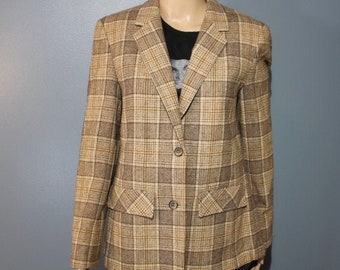 Vintage 1960s-1970s Pendleton Beige and Brown Plaid Wool Blazer Women's Size 14 Made in the USA