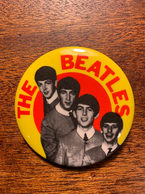 Vintage 1960s The Beatles Yellow and Red Pinback … - image 1