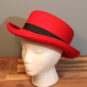 Vintage 1960s Doeskin Red and Black Felt Fedora Top Hat Made in the USA