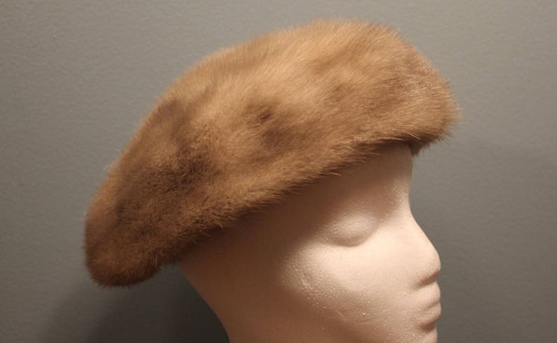 Vintage 1960s Gwenn Pennington Light Tone Mink Fur Hat USA Union Made Winter Russian Hat image 2